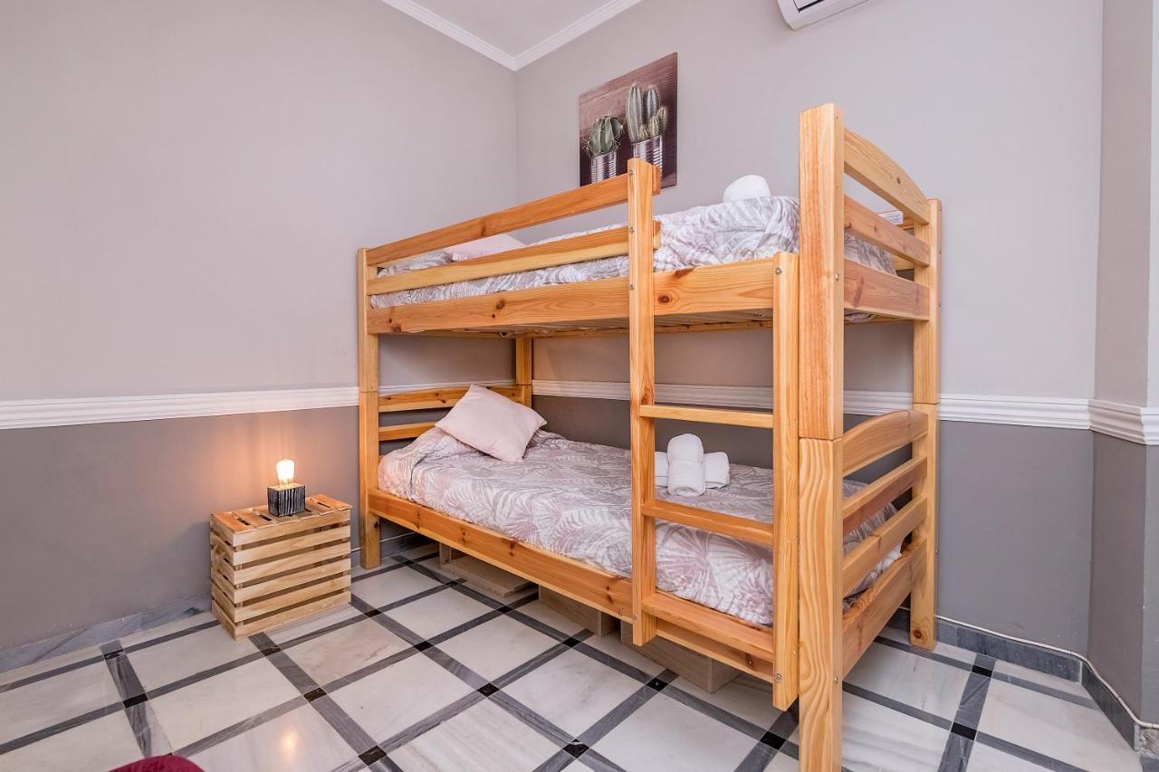 Appartement Bhost - Trinidad à Cordoue Extérieur photo