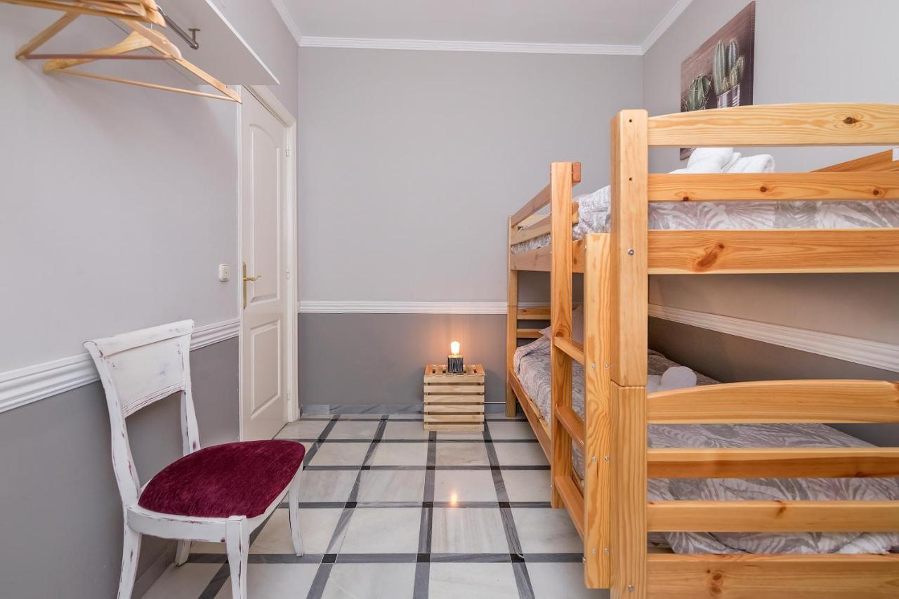 Appartement Bhost - Trinidad à Cordoue Extérieur photo